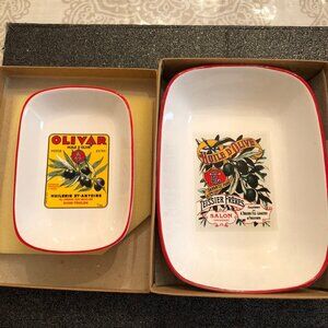 2 small appetizer serving dishes Olive Design